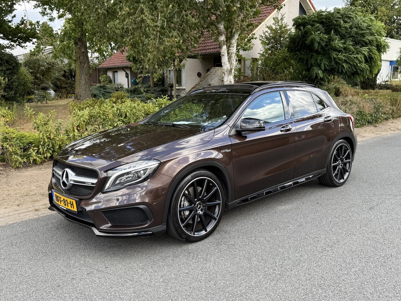 Mercedes-Benz GLA-Klasse - AMG 45 4MATIC Edition1 381PK•Pano - AutoWereld.nl