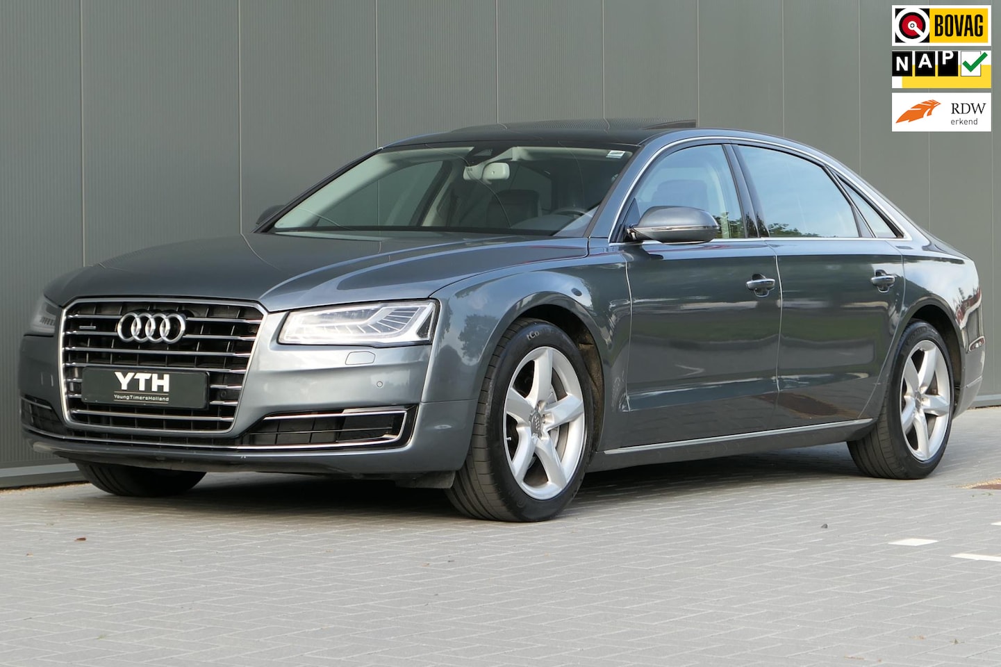 Audi A8 - 3.0 TFSI quattro Lang Panorama Nachtzicht Luchtvering Koelkast - AutoWereld.nl