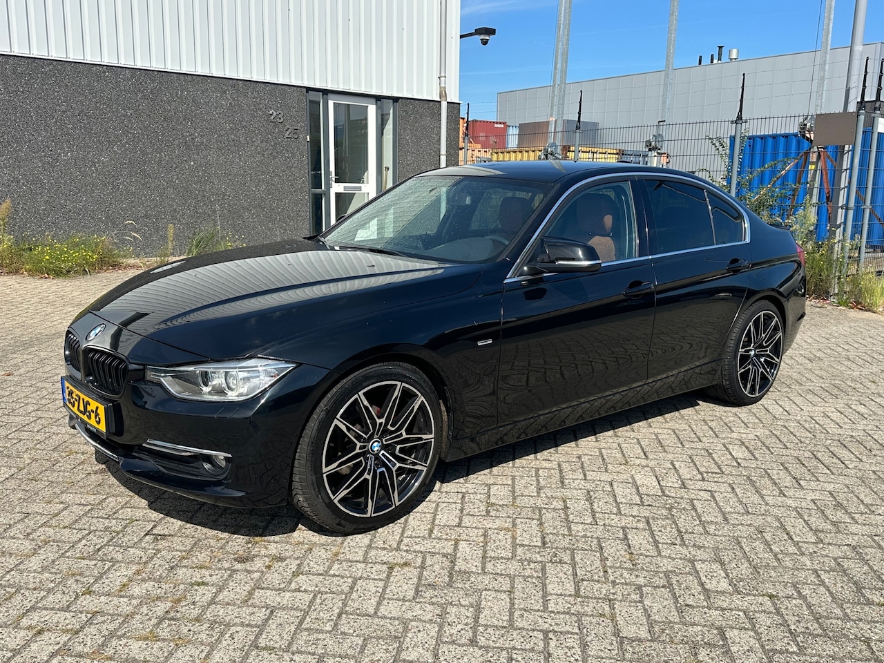BMW 3-serie - 320i EfficientDynamics Edition Upgrade Edition 2012 NIEUWE APK - AutoWereld.nl