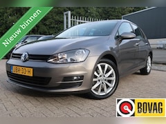 Volkswagen Golf - 1.2 TSI Highline AUTOMAAT, STANDKACHEL, CAMERA