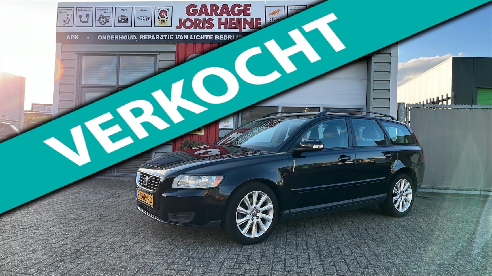 Volvo V50 - 2.4 2.4 - AutoWereld.nl