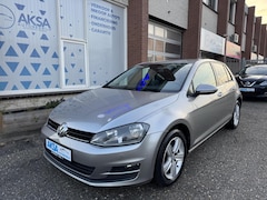 Volkswagen Golf - 1.6 TDI Highline Camera Navi Cruise FrontAssist