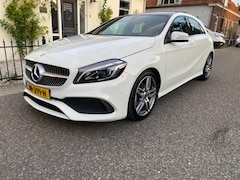 Mercedes-Benz A-klasse - 180 d Ambition Automaat, AMG, PanoramadakStoelverwarming, NAP