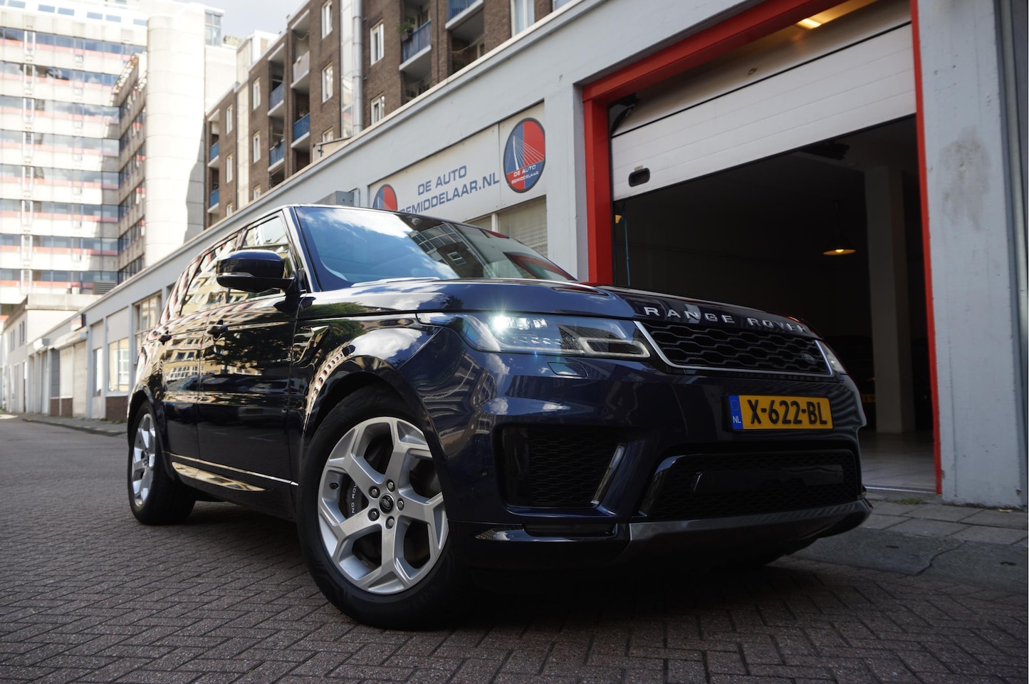 Land Rover Range Rover Sport - 2.0 P400e HSE Black Optic | Ivoorwit Leder | Panoramadak | Meridian sound | Luchtvering | - AutoWereld.nl