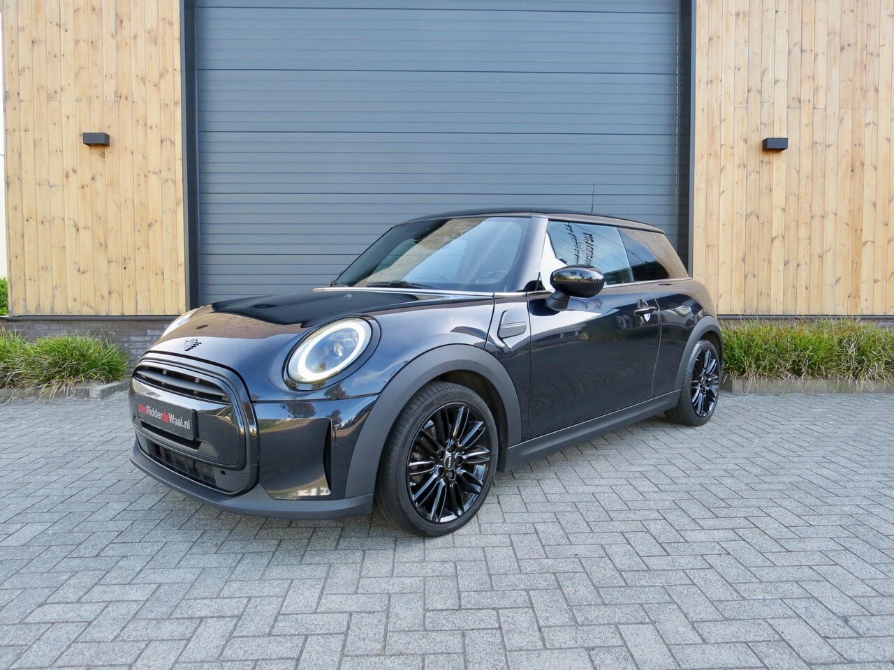 MINI One - 1.5 Classic automaat *Schuifdak *Carplay *Leder - AutoWereld.nl