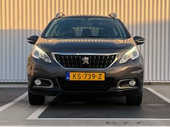 Peugeot 2008 - 1.2 PureTech Blue Lion luxury AUTOMAAT (APPLE CARPLAY,PANORAMADAK,NAVI,PDC,CRUISE,SFEERVERLICHTING)