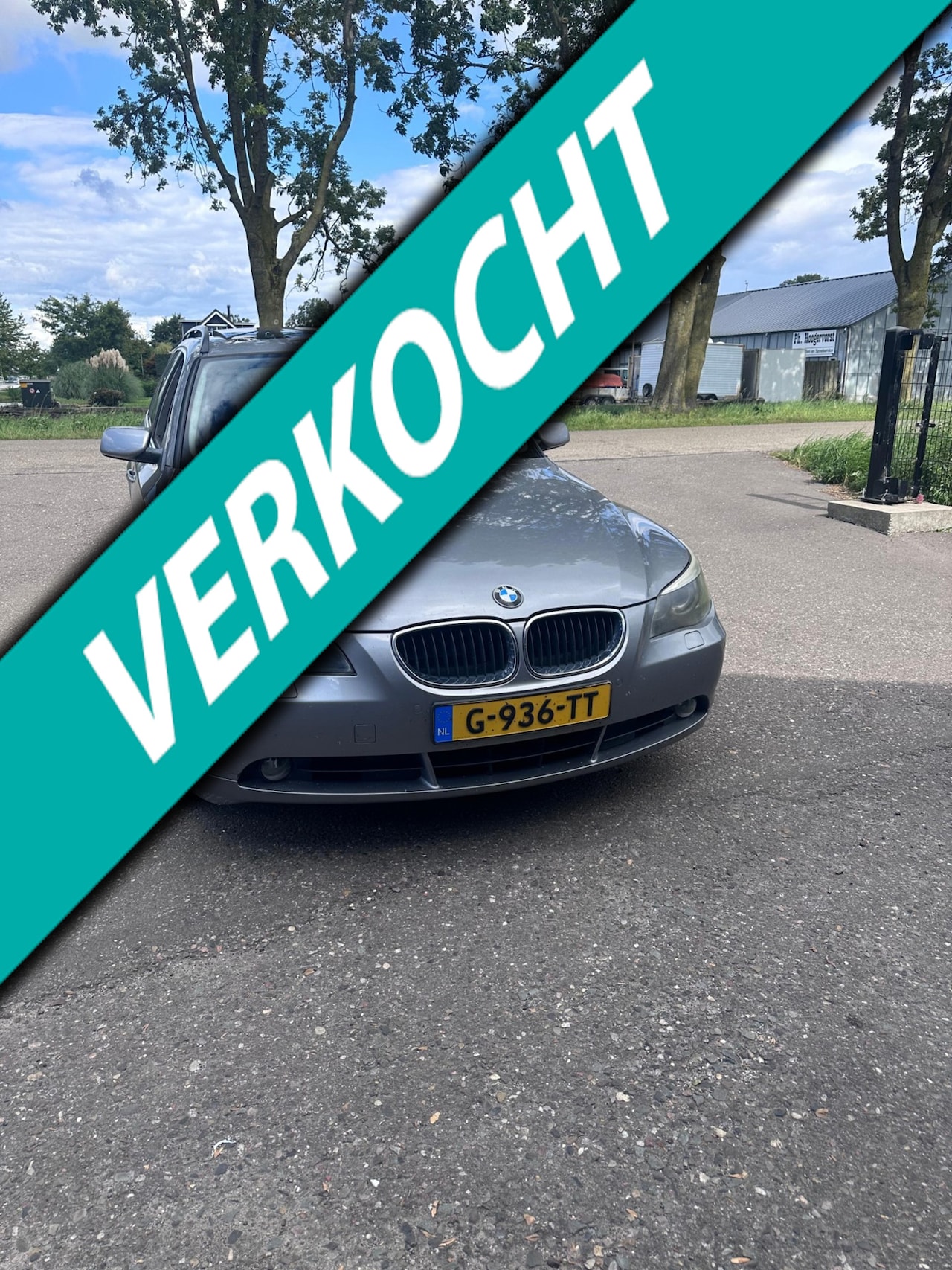 BMW 5-serie Touring - 525i- AUTOMAAT- SCHUIFDAK- AIRCO- NIEUWE APK- MEMORY STOELEN- CRUISE CONTROL - AutoWereld.nl