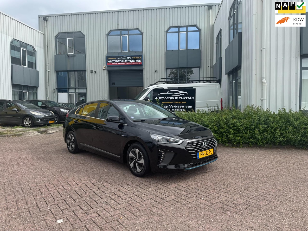 Hyundai IONIQ - 1.6 GDi Comfort CARPLAY!! - AutoWereld.nl