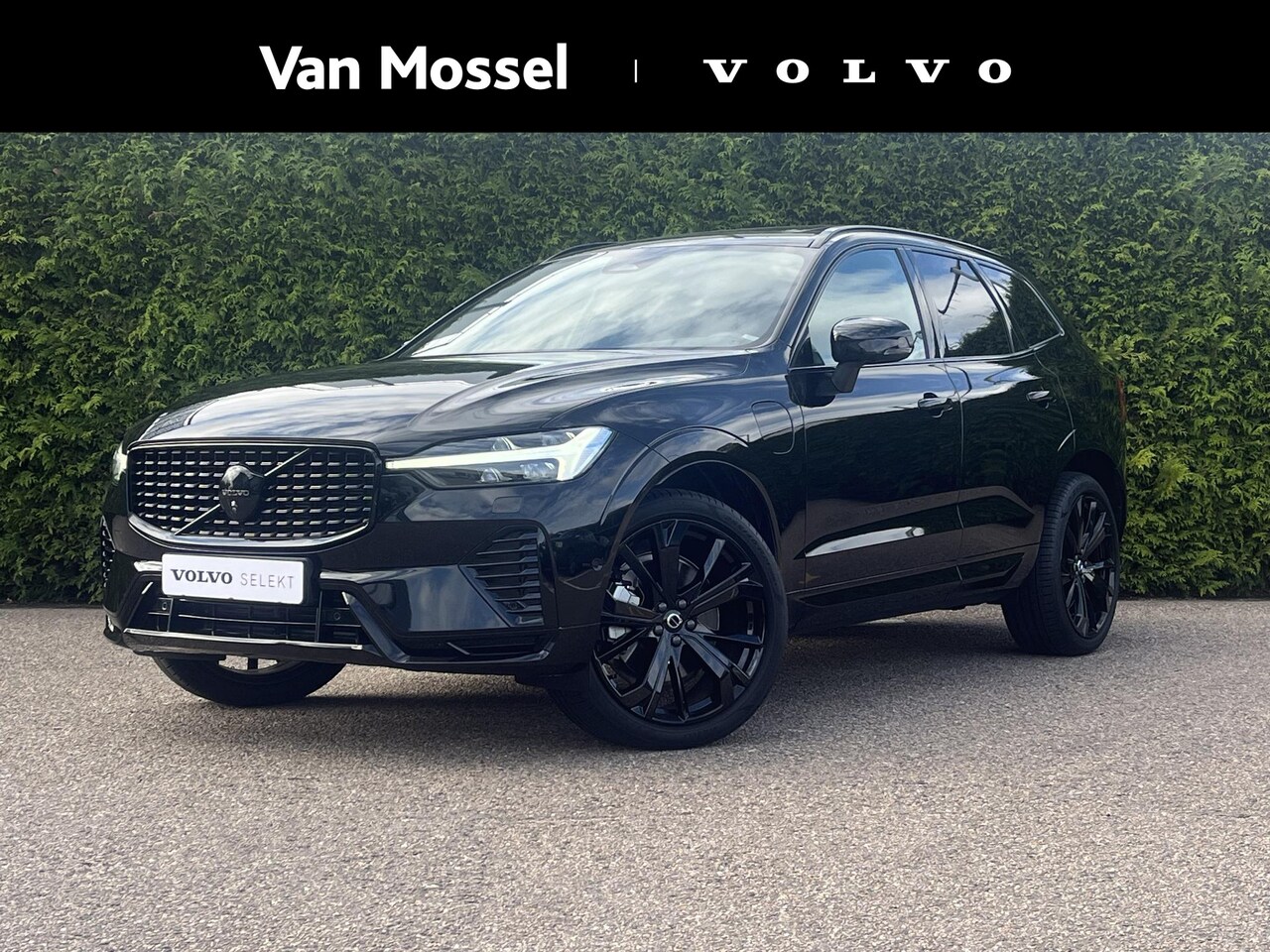 Volvo XC60 - T6 AWD Plus Black Edition 360 Camera | H&K Audio | Panoramadak | BLIS | Keyless - AutoWereld.nl