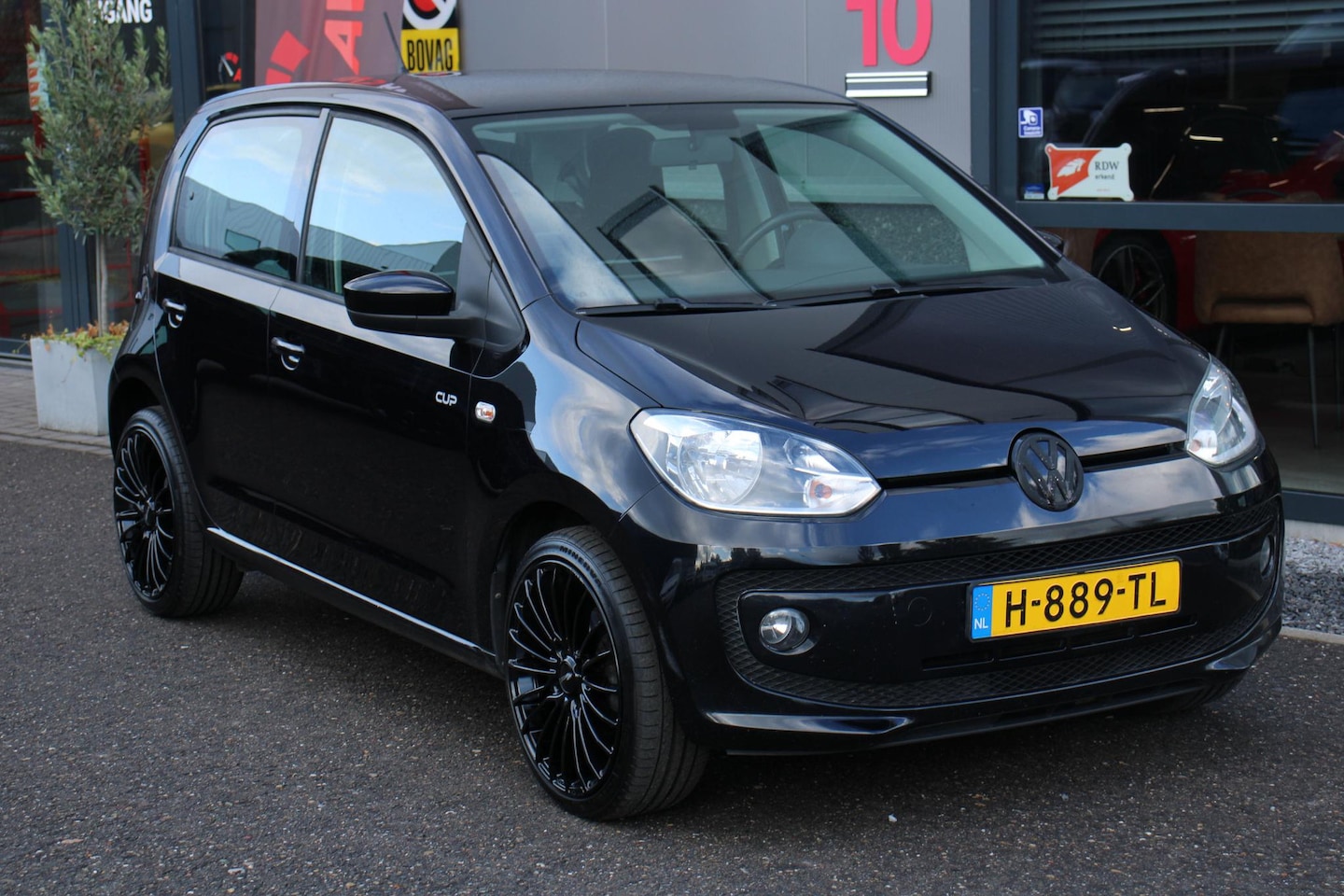 Volkswagen Up! - 1.0 groove up! BlueMotion CUP, Airco, 5DRS - AutoWereld.nl