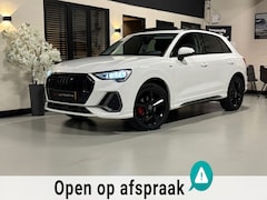 Audi Q3 - 35 TFSI S-Line |Sfeerverlichting| Keyless|CarPlay|Nav|Xenon|Virtual |Stoelverwarming|