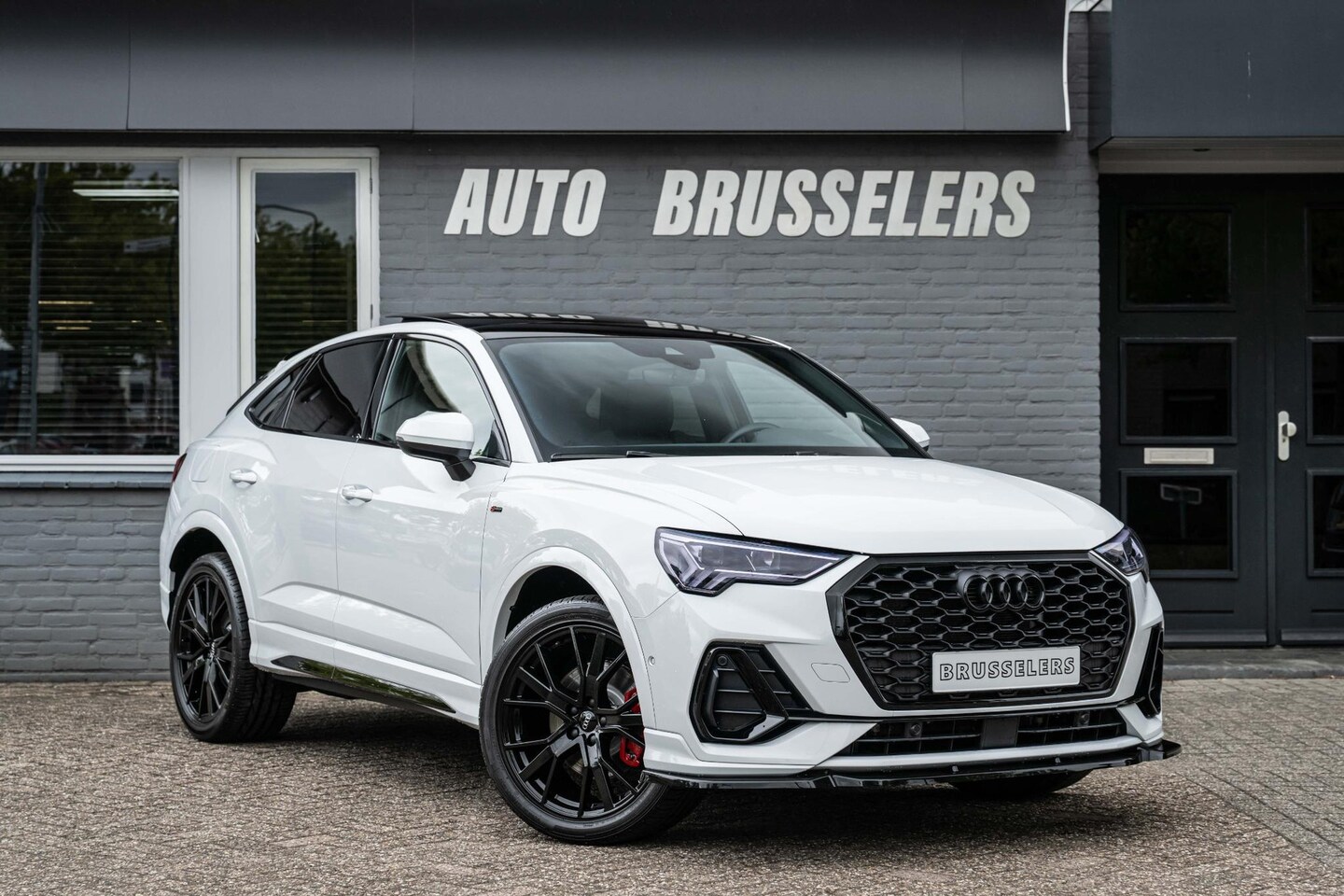 Audi Q3 Sportback - 45 TFSI e S Edition Pano..20"lm..Sonos.. Mega Compleet !! - AutoWereld.nl