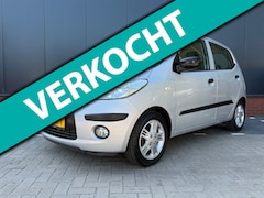 Hyundai i10 - 1.1 Active Orange Babies (Eerste eigenaar|12 mnd BOVAG-garantie)