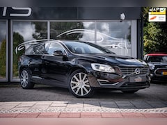 Volvo V60 - 2.4 D6 Twin Engine R-Design|Hybrid|Trekh|Navi|AWD|Memory|18'LMV|Cruise|NAP|