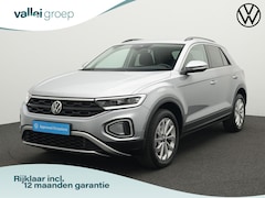 Volkswagen T-Roc - 1.5 TSI 150 pk DSG Life Edition | Achteruitrijcamera | Navigatie | Adaptive Cruise | Keyle