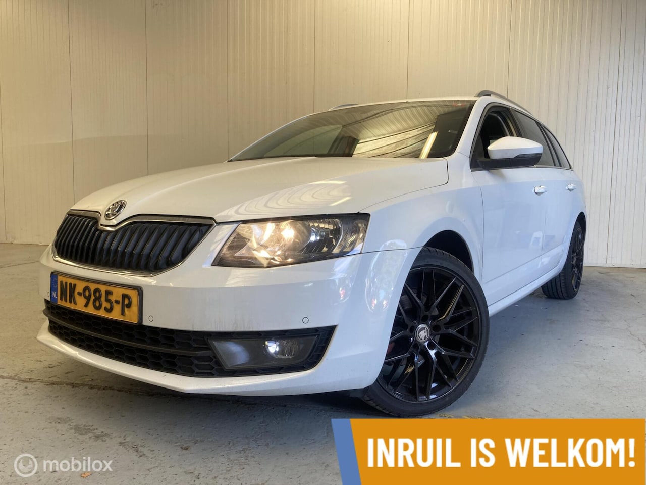 Skoda Octavia Combi - 1.6 TDI Greentech Ambition // APK // - AutoWereld.nl