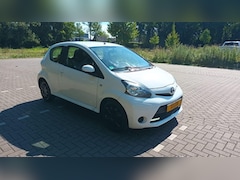 Toyota Aygo - 1.0 airco, elektr ramen, nieuwe APK