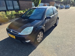 Ford Fiesta - 1.3 Futura Airco Boekjes Nap inruil Koopje