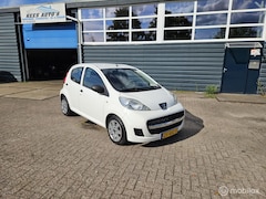 Peugeot 107 - 1.0-12V XR