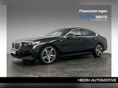 BMW i5 - sedan eDrive40 84 kWh M-Sport | Trekhaak | 20 inch | Harman Kardon | Comfort Acces | Camer