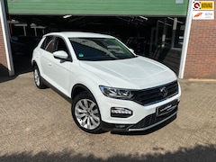 Volkswagen T-Roc - 1.5 TSI Sport|150PK/TRHK/NAVI/PDC/CAMERA/LANE-ASST