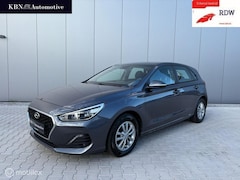 Hyundai i30 - 1.4 LEVEL 3 |Stoelverw|Camera|Dealer onderh