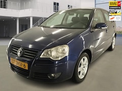 Volkswagen Polo - 1.4-16V Comfortline 79.300 km +NAP NL-auto