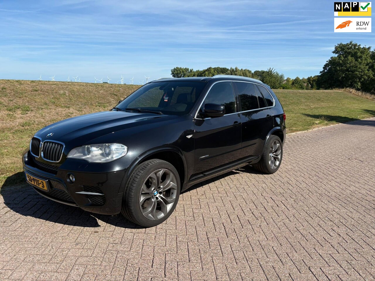 BMW X5 - XDrive35i High Executive Leder Cruise Airco Pdc Voor En Achter Pano/Schuif/kantekdak Mistl - AutoWereld.nl