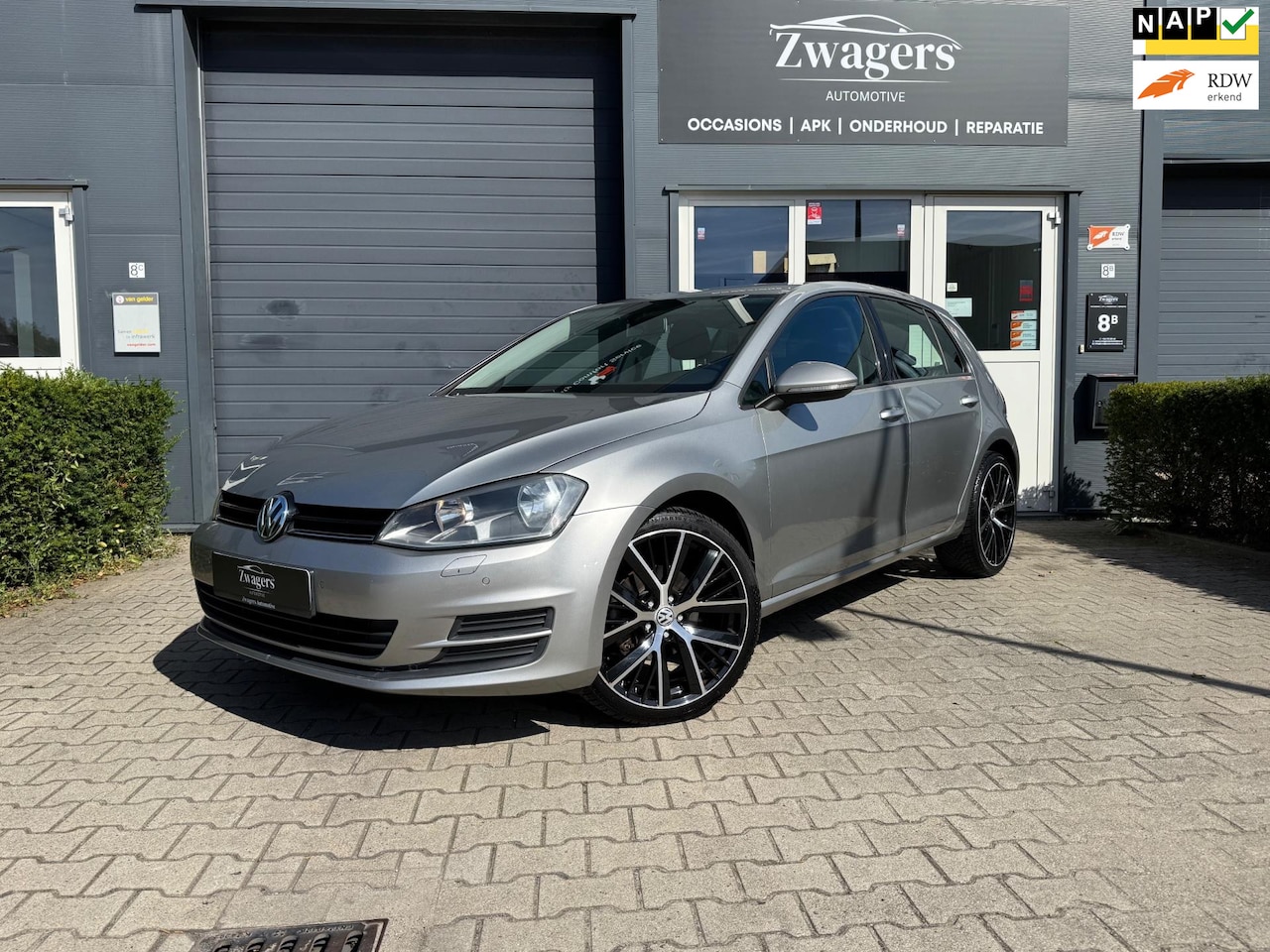 Volkswagen Golf - 1.2 TSI|Nw D-riem|Airco|Cruise|Garantie - AutoWereld.nl