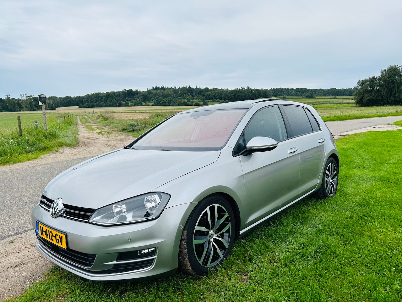 Volkswagen Golf - 1.6 TDI Highline Panorama dak en vele opties - AutoWereld.nl