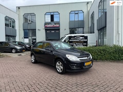 Opel Astra - 1.6 Executive 1 JAAR APK