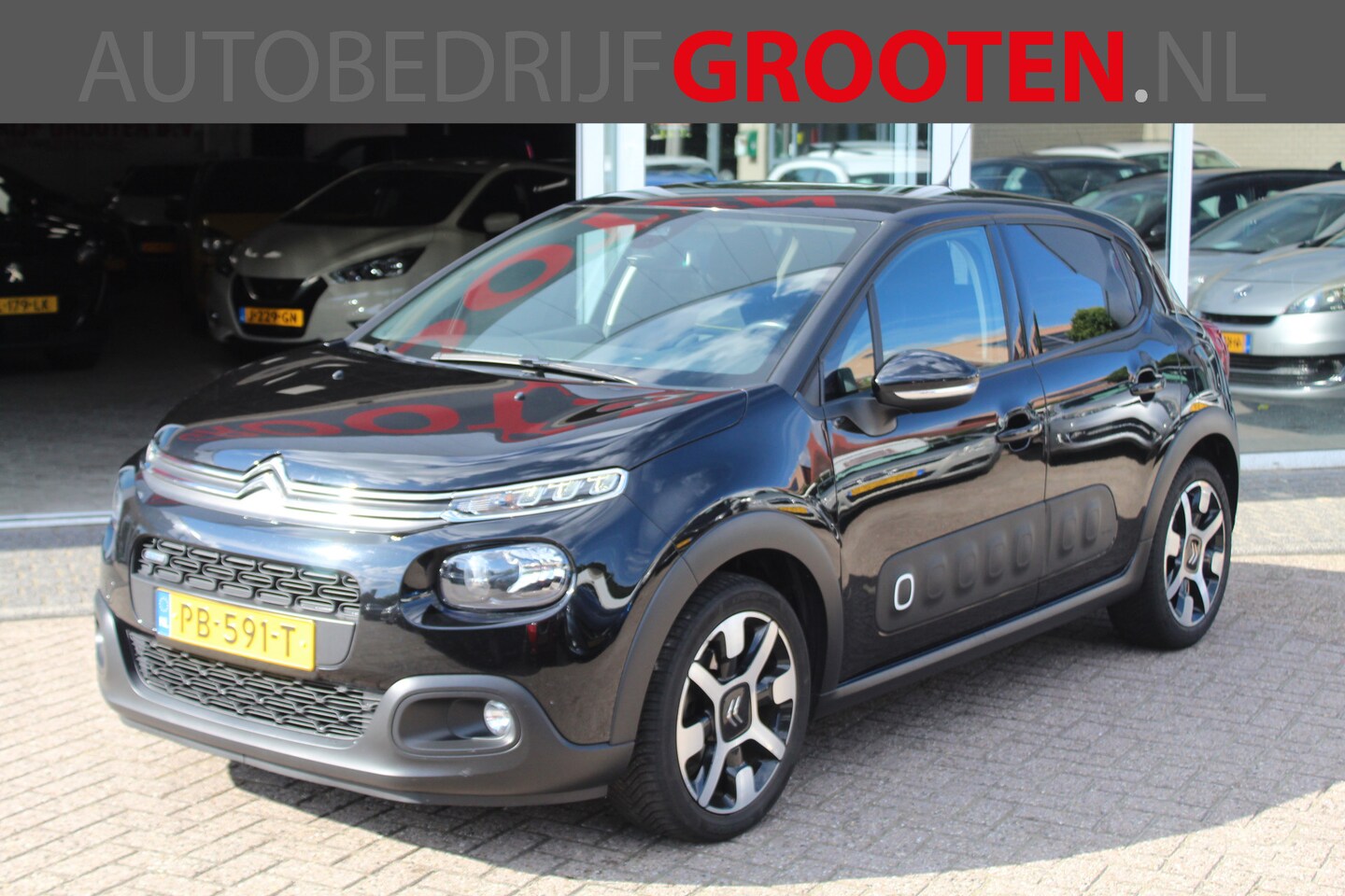 Citroën C3 - 1.2 PureTech Shine 1.2 PureTech Shine - AutoWereld.nl