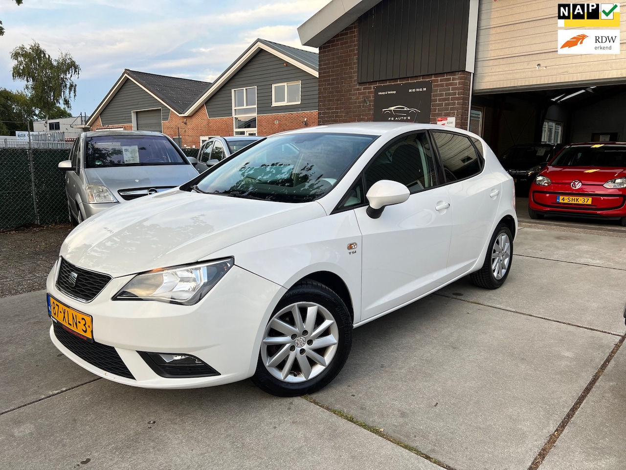 SEAT Ibiza - 1.2 TSI Style NEW APK / AIRCO / CRUISE / NAP KM / BOEKJES / PARK SENSOR / FACE LIFT / TSI - AutoWereld.nl