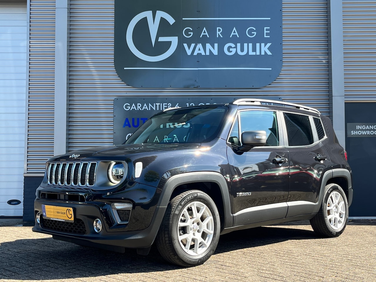 Jeep Renegade - 1.3T Limited 150PK Automaat,Navi,Clima,Cruise,Isofix,ElektrRamen+Spiegels,Carplay,Stoel+St - AutoWereld.nl