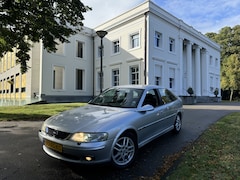 Opel Vectra - 1.8-16V 5 DEURS, EXTREEM MOOI