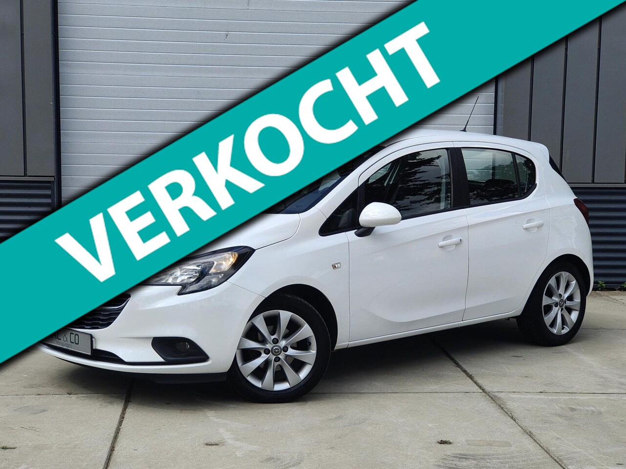 Opel Corsa - 1.4 Edition 1ste Eigenaar - BTW auto! Navigatie - AutoWereld.nl