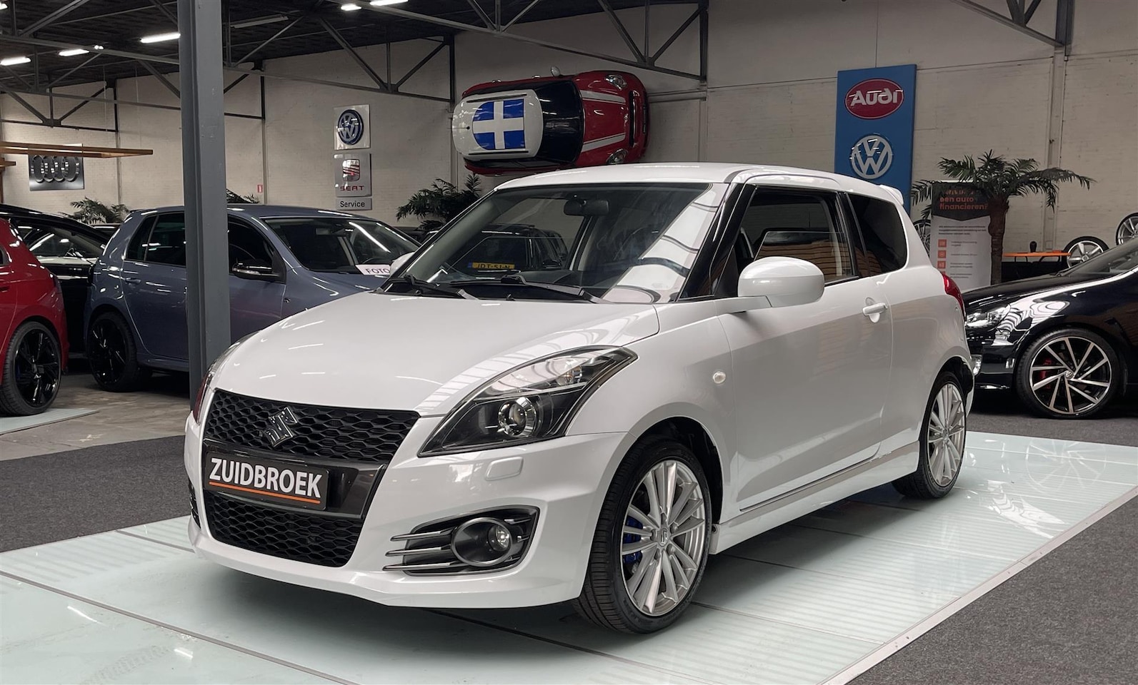 Suzuki Swift - 1.6 Sport 97DKM!! CRUISE!! Clima!! Stuurbediening!! - AutoWereld.nl