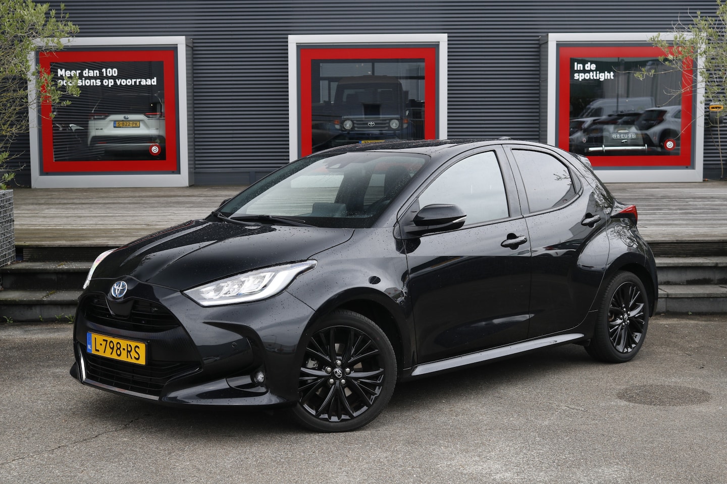 Toyota Yaris - 1.5 Hybrid Executive 1.5 Hybrid Executive - AutoWereld.nl