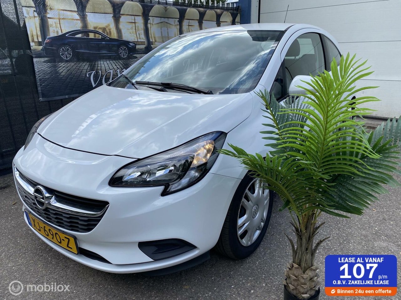 Opel Corsa - 1.0 Turbo Online Edition 180.DKM AIRCO PDC APK 05-03-2027 - AutoWereld.nl