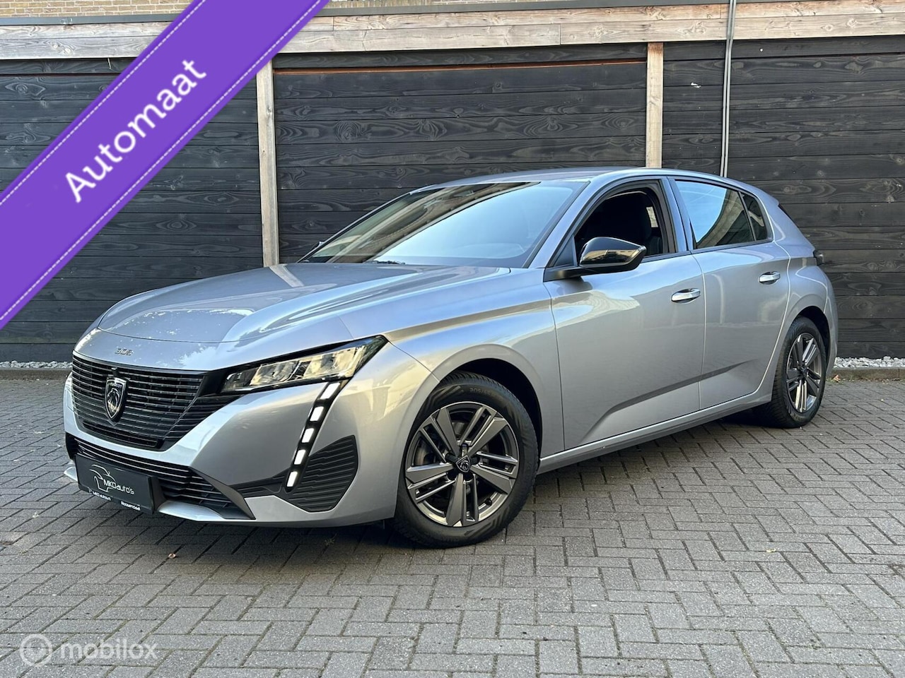 Peugeot 308 - 1.2 131 PK AUTOMAAT Pack Business Clima / FM nav / Carplay / LED / 41.882 KM!! - AutoWereld.nl