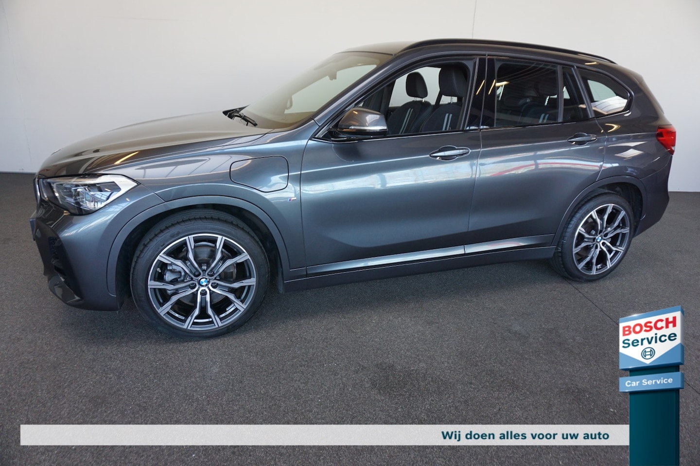 BMW X1 - (f48) xDrive25e M-pakket Aut - AutoWereld.nl