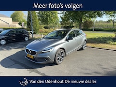 Volvo V40 Cross Country - 2.0 T4 190pk Summum / Navigatie / Camera