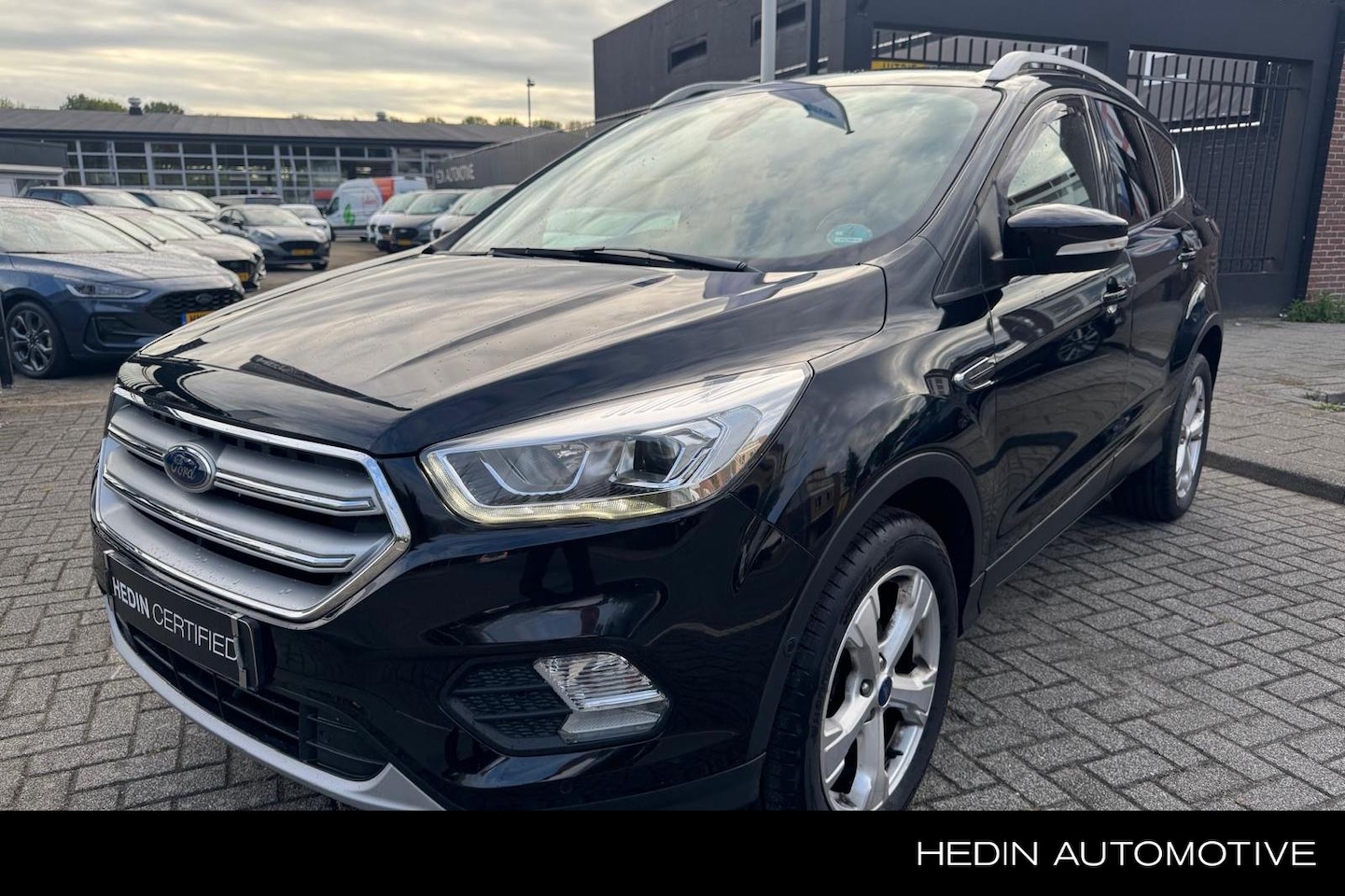 Ford Kuga - 1.5 EcoBoost Titanium | Elektr. Achterklep | 18 inch | Camera achter | Privacy Glass | Ver - AutoWereld.nl