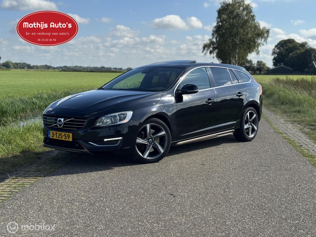 Volvo V60 - 2.4 D6 AWD Plug-In Hybrid Summum vol optie! Dealeronderhouden! - AutoWereld.nl