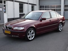 BMW 3-serie - 330xi Executive Automatische airco, navigatie, licht metalen velgen, lederen bekleding, tr
