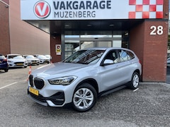 BMW X1 - xDrive25e Executive // GROOT NAVI // CAMERA // CRUISE // CLIMA // STOEL VERWARMING // ELEK