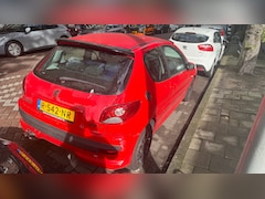 Peugeot 206 + - 1.1 XR