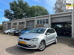 Volkswagen Polo - 1.0 First Edition Cruise/ Airco/ Stoel verwarming/ PDC