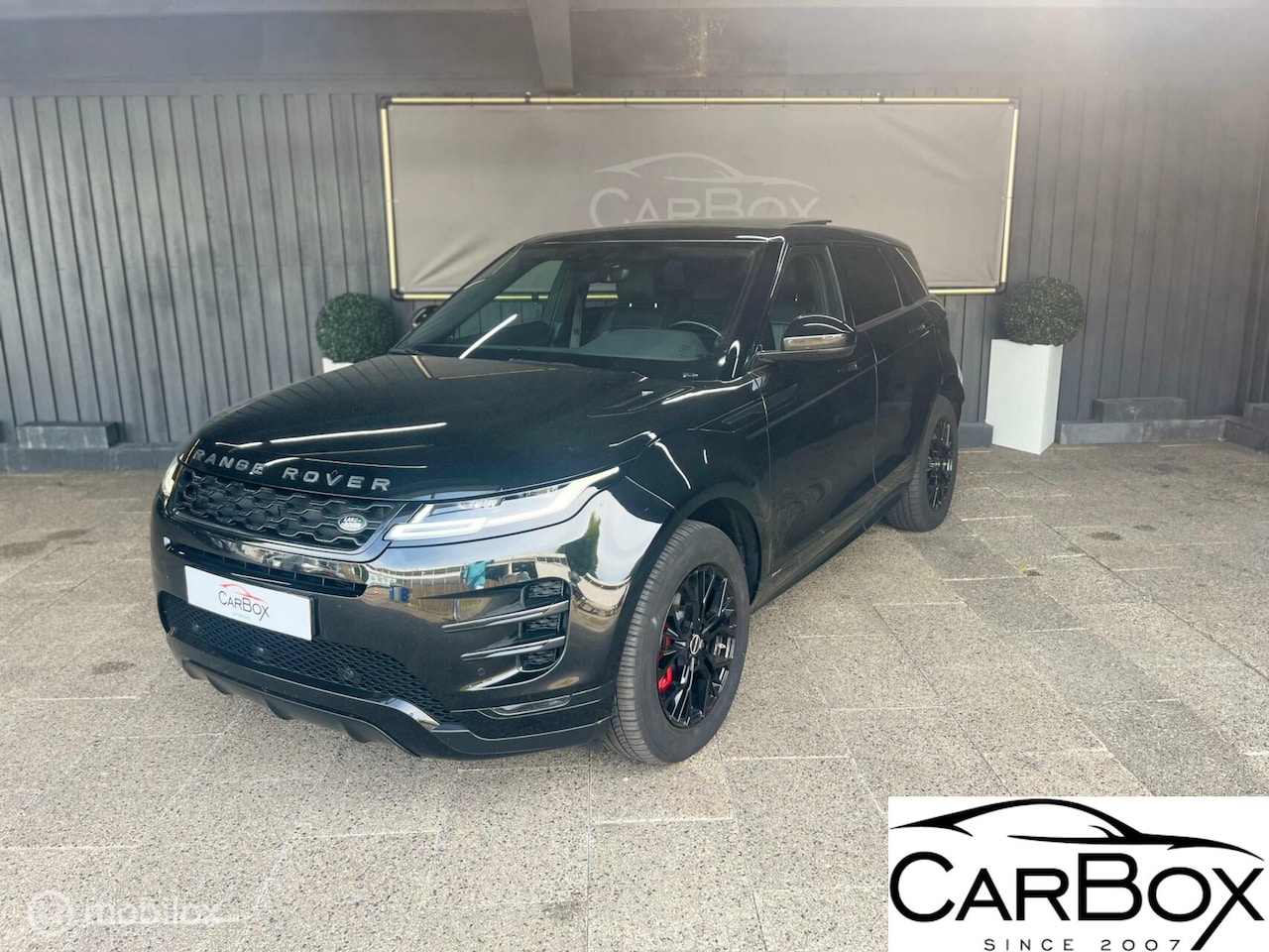 Land Rover Range Rover Evoque - 2.0 P200 AWD R-Dynamic 2.0 P200 AWD R-Dynamic - AutoWereld.nl