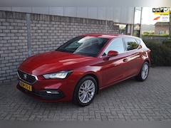 SEAT Leon - 1.5 eTSI FR Launch Edition Half Leder Sportst Stoel/Stuur Verw Navi Camera Clima Apple Car
